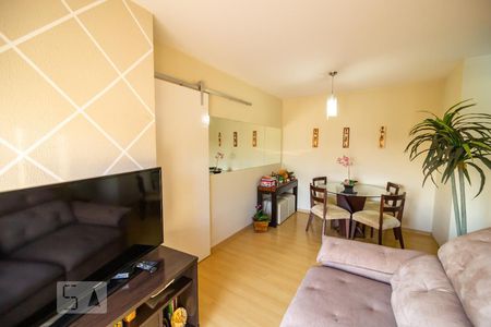 Sala de apartamento para alugar com 2 quartos, 48m² em Jardim Pinheiros, São Paulo