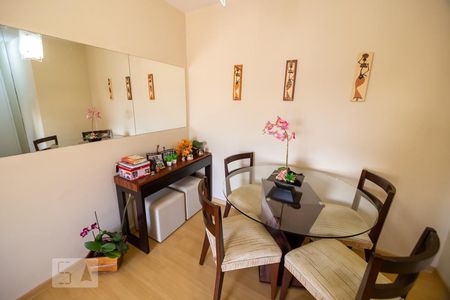 Sala de apartamento para alugar com 2 quartos, 48m² em Jardim Pinheiros, São Paulo