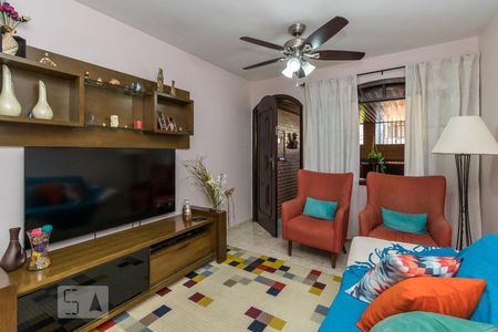 Sala de casa de condomínio à venda com 3 quartos, 190m² em Irajá, Rio de Janeiro