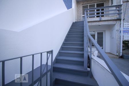 Casa para alugar com 65m², 1 quarto e sem vagaEntrada