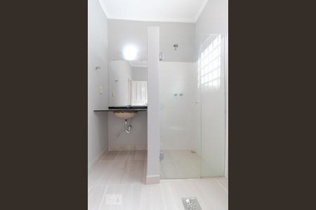 Casa para alugar com 128m², 2 quartos e sem vagaBanheiro