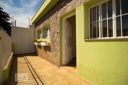 Casa para alugar com 128m², 2 quartos e sem vagaQuintal