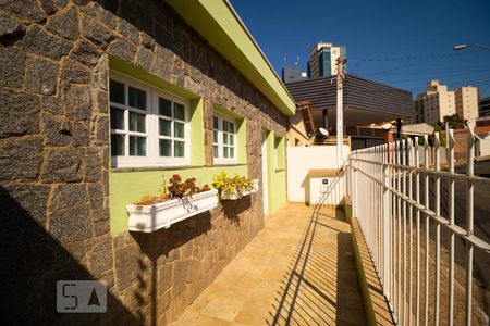 Casa para alugar com 128m², 2 quartos e sem vagaQuintal