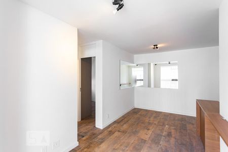 Sala de apartamento para alugar com 2 quartos, 44m² em Centro, Osasco