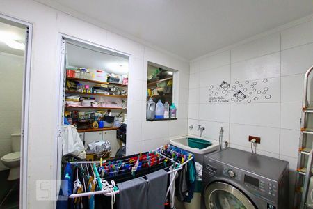 Casa à venda com 239m², 3 quartos e 3 vagasArea de Serviço