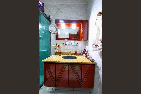 Casa à venda com 239m², 3 quartos e 3 vagasBanheiro da Suite 1