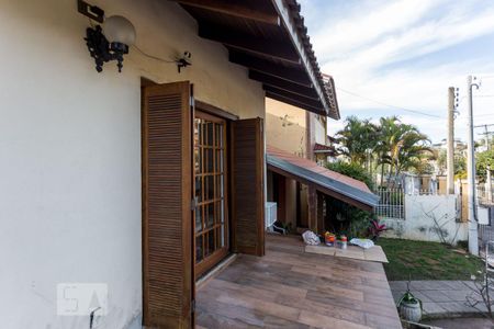 Sacada da suíte de casa à venda com 4 quartos, 340m² em Tristeza, Porto Alegre