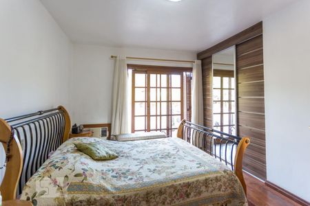 Suíte de casa à venda com 4 quartos, 340m² em Tristeza, Porto Alegre