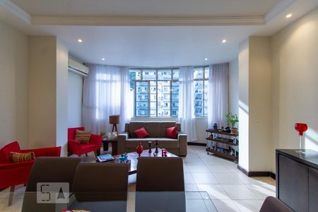 Sala de apartamento à venda com 3 quartos, 118m² em Humaitá, Rio de Janeiro
