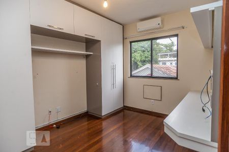 Apartamento à venda com 86m², 3 quartos e 1 vagaSuíte