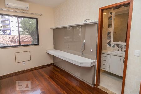 Apartamento à venda com 86m², 3 quartos e 1 vagaSuíte