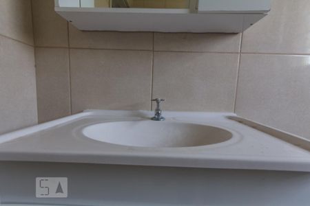 Casa para alugar com 60m², 1 quarto e sem vaga Casa para alugar com 60m², 1 quarto e sem vagaBanheiro
