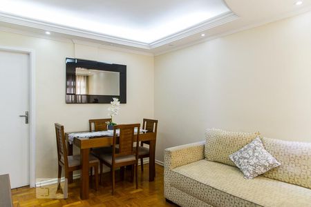 Sala de apartamento para alugar com 2 quartos, 65m² em Bosque da Saúde, São Paulo