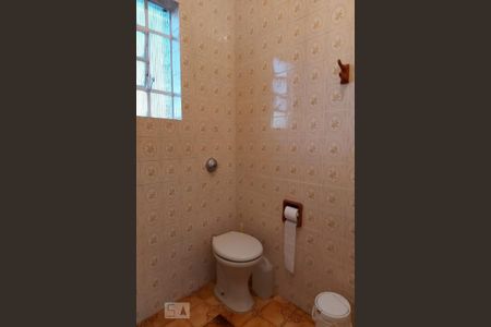 Casa à venda com 435m², 5 quartos e 4 vagasBanheiro