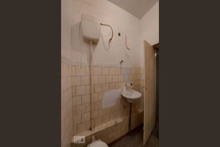 Casa à venda com 435m², 5 quartos e 4 vagasBanheiro