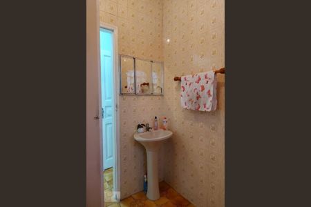 Casa à venda com 435m², 5 quartos e 4 vagasBanheiro