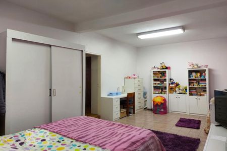 Casa à venda com 435m², 5 quartos e 4 vagasQuarto