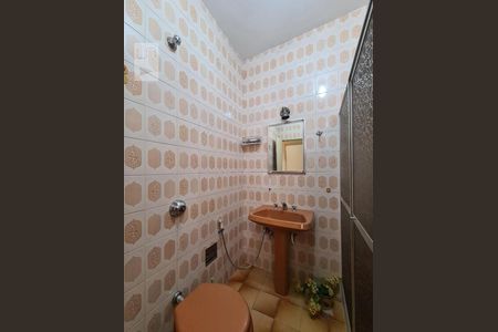 Apartamento para alugar com 72m², 2 quartos e sem vaga Apartamento para alugar com 72m², 2 quartos e sem vagaBanheiro Social