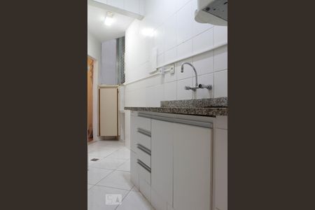Apartamento para alugar com 80m², 3 quartos e sem vagaCozinha