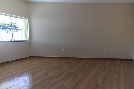 Quarto de casa para alugar com 1 quarto, 65m² em Renascença, Belo Horizonte