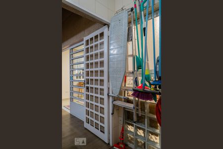 Casa à venda com 216m², 3 quartos e 2 vagasLavanderia