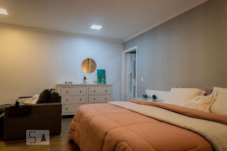 Casa à venda com 216m², 3 quartos e 2 vagasSuite