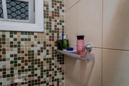 Casa à venda com 216m², 3 quartos e 2 vagasBanheiro