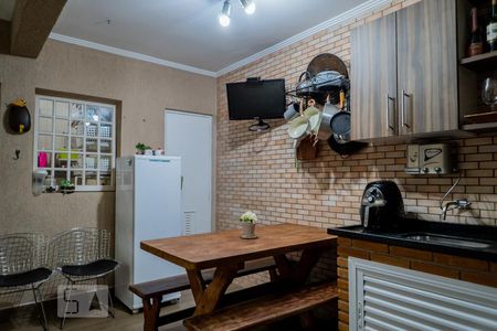 Casa à venda com 216m², 3 quartos e 2 vagasVaranda Gourmet