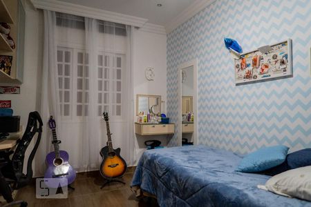 Casa à venda com 216m², 3 quartos e 2 vagasQuarto 2