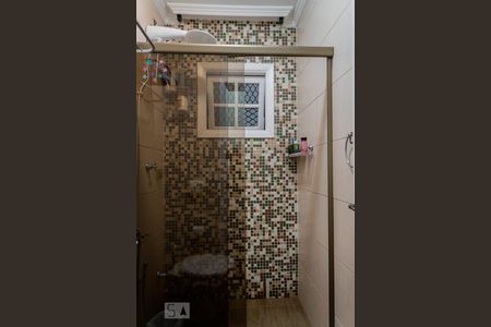 Casa à venda com 216m², 3 quartos e 2 vagasBanheiro