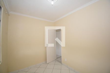 Quarto 1 de apartamento para alugar com 2 quartos, 43m² em Irajá, Rio de Janeiro