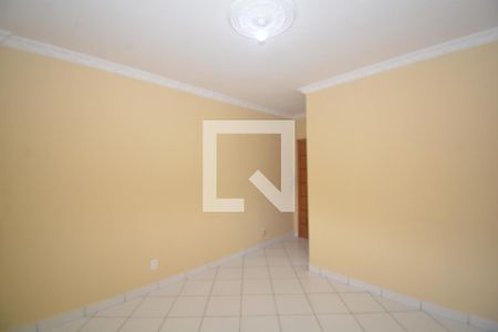 Sala de apartamento para alugar com 2 quartos, 43m² em Irajá, Rio de Janeiro