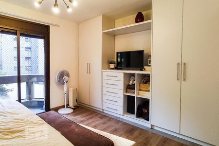 Apartamento à venda com 208m², 4 quartos e 3 vagasSuíte 2