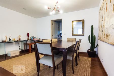 Sala de apartamento à venda com 4 quartos, 208m² em Jardim Vitória Régia, São Paulo