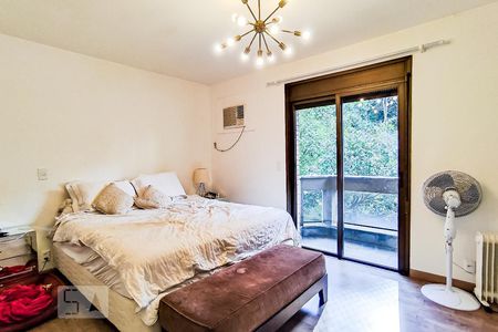 Apartamento à venda com 208m², 4 quartos e 3 vagasSuíte 2