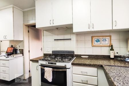 Apartamento à venda com 208m², 4 quartos e 3 vagasCozinha