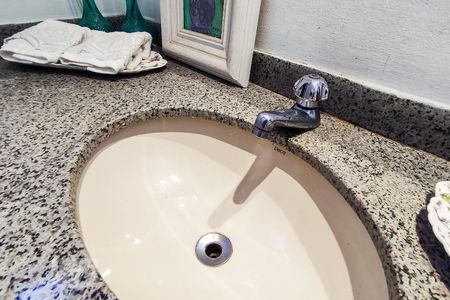 Apartamento à venda com 208m², 4 quartos e 3 vagasLavabo