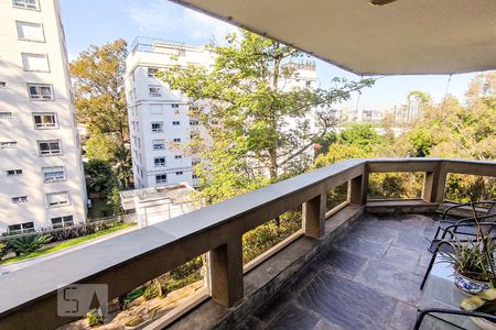 Apartamento à venda com 208m², 4 quartos e 3 vagasVaranda