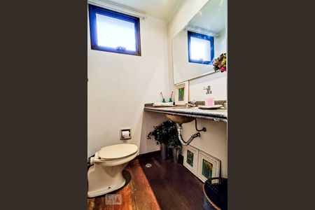 Apartamento à venda com 208m², 4 quartos e 3 vagasLavabo