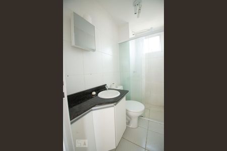 banheiro de apartamento à venda com 2 quartos, 50m² em Jardim do Lago, Campinas