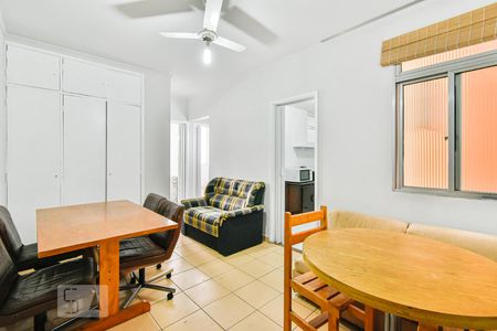 Sala de apartamento para alugar com 2 quartos, 65m² em Vila Buarque, São Paulo