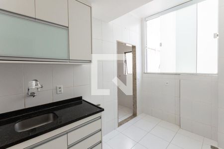 Apartamento à venda com 64m², 2 quartos e 1 vagaCozinha