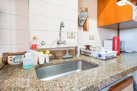 Apartamento à venda com 72m², 3 quartos e sem vagaPia