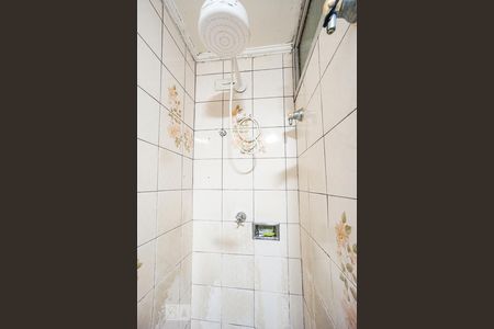 Apartamento à venda com 72m², 3 quartos e sem vagaChuveiro