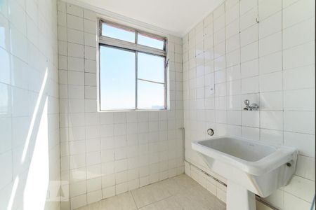 Apartamento para alugar com 68m², 2 quartos e 1 vagaÁrea de Serviço