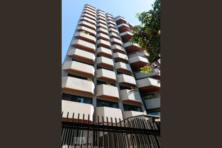 Apartamento à venda com 160m², 4 quartos e 3 vagasFachada