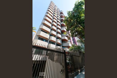 Apartamento à venda com 160m², 4 quartos e 3 vagasFachada