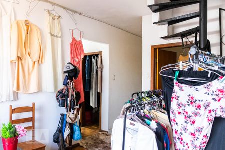 Sala de apartamento à venda com 3 quartos, 140m² em Vila Perola, Contagem