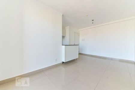 Sala de apartamento à venda com 3 quartos, 67m² em Conceição, Diadema