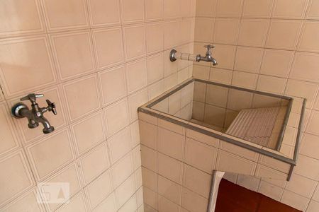 Casa à venda com 90m², 2 quartos e 1 vagaÁrea de serviço - Torneira